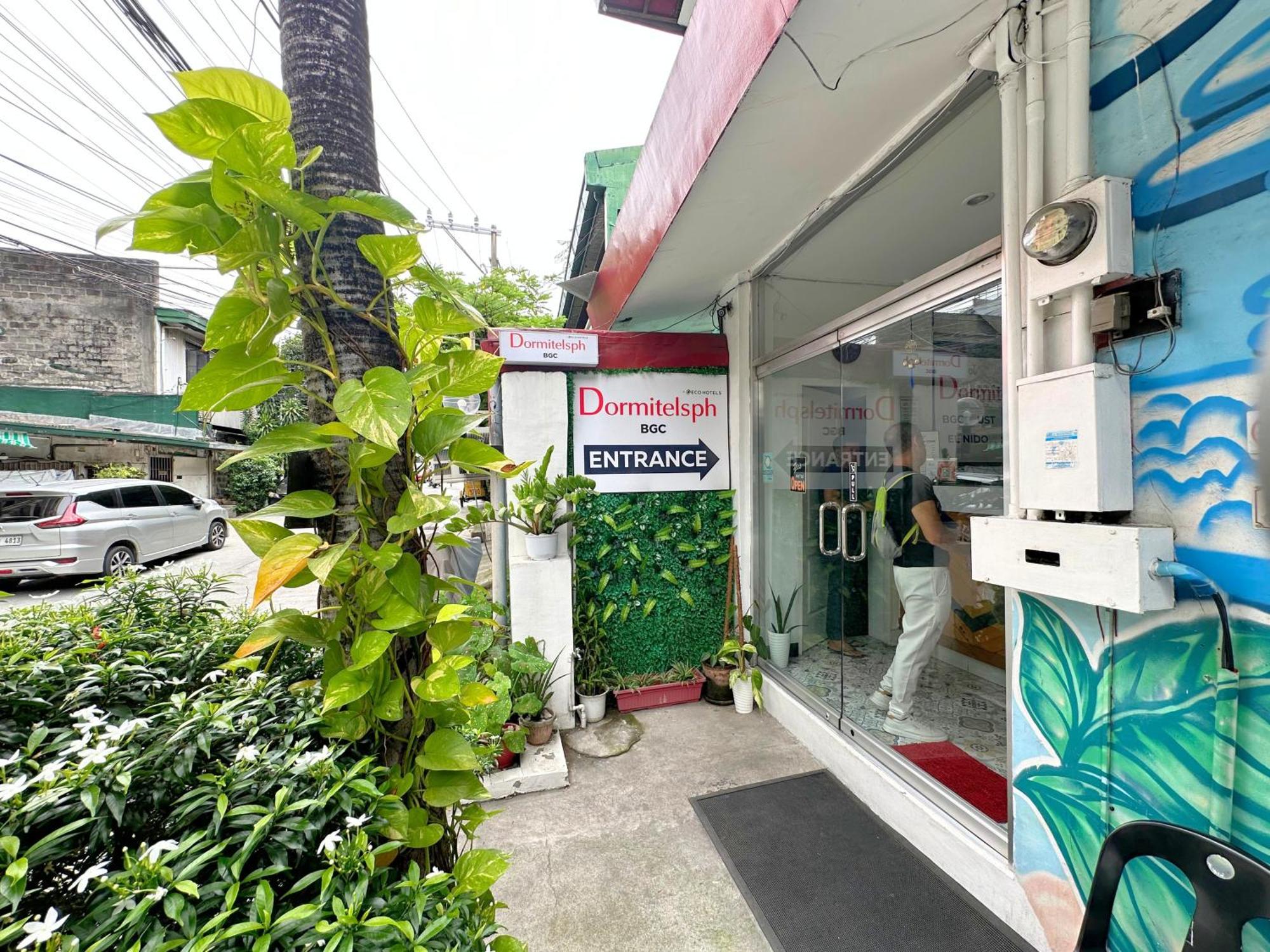 Dormitelsph Bgc Makati City Exterior foto